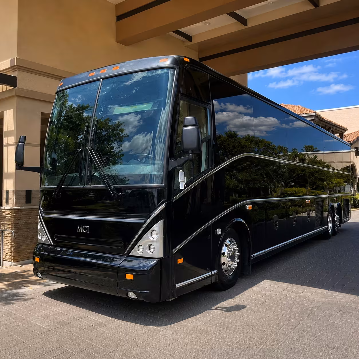 long distance charter buses from stamford to new york city