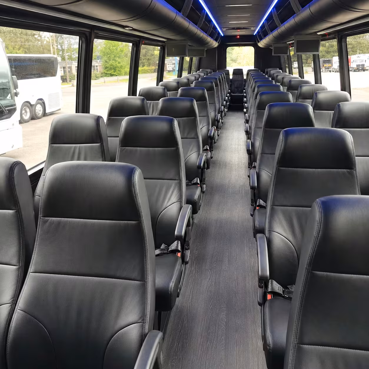 minibus rentals from stamford to bridgeport and new haven hockey