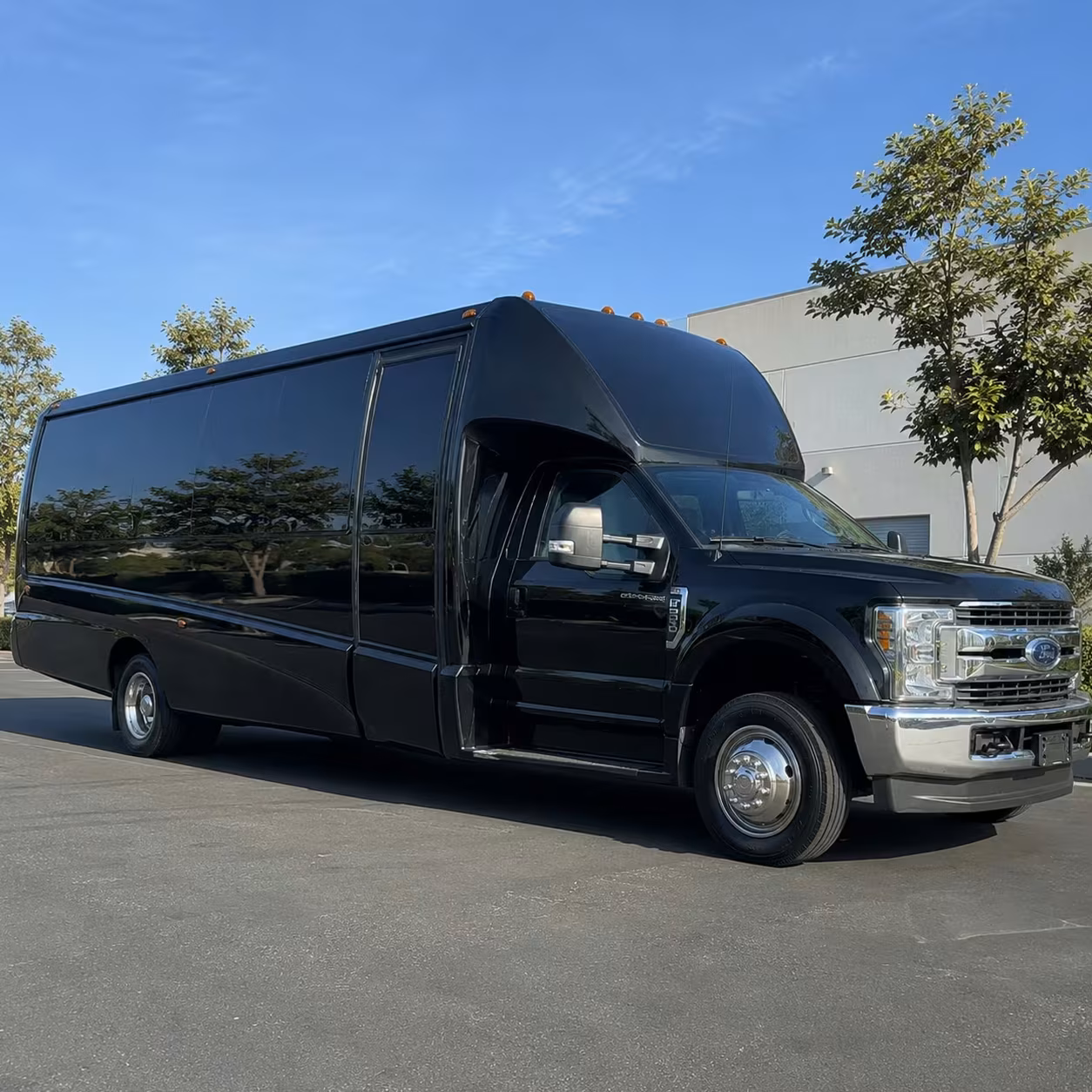 party buses for stamford concerts and pregame celebrations