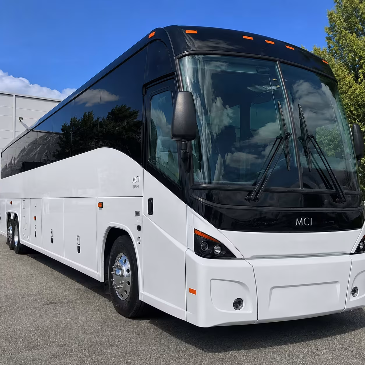 stamford charter bus rentals for mohegan sun arena concerts