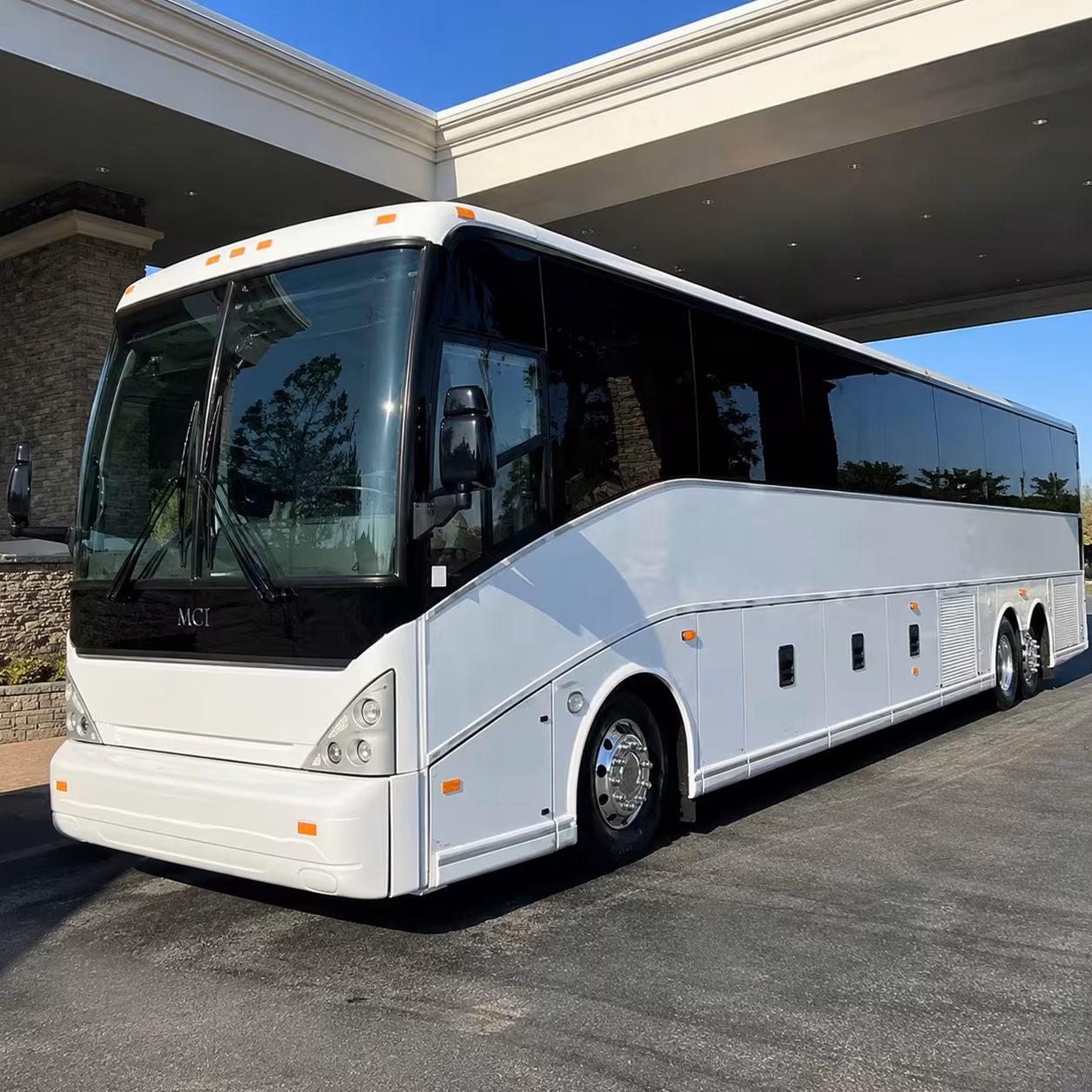 stamford commuter bus rentals for corporate employers