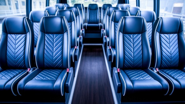 stamford 18 passenger minibus rental