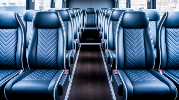 stamford 20 passenger minibus rental