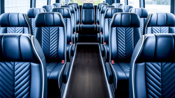 stamford 25 passenger minibus rental